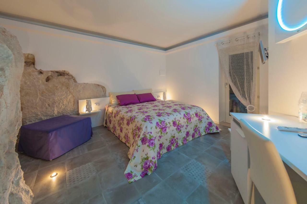 Terrazza Santa Barbara Hotel Matera Bagian luar foto
